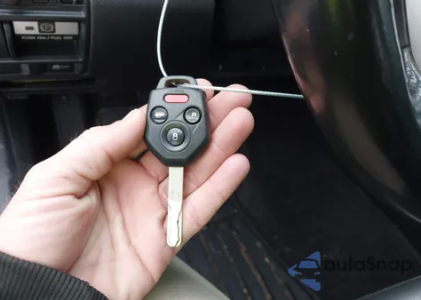 2013 Subaru Outback 2.5I Limited z USA, uszkodzony, nr VIN 4S4BRBKCXD3277465